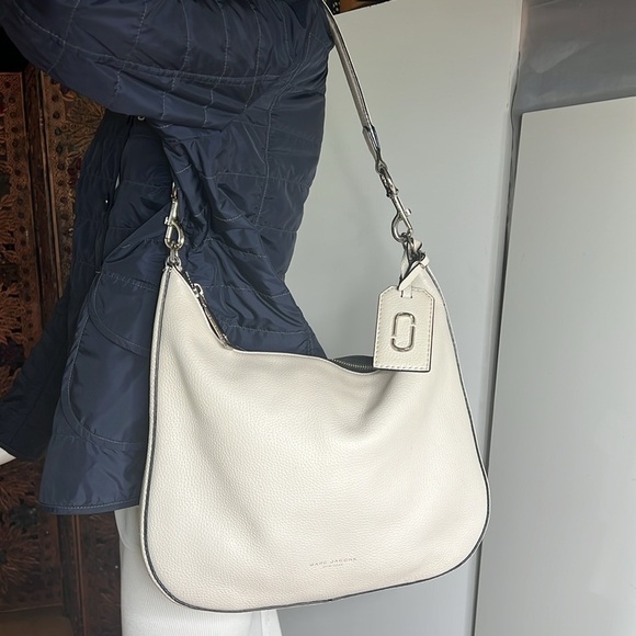 Marc Jacobs Gotham City Hobo Shoulder Bag - Picture 3 of 16